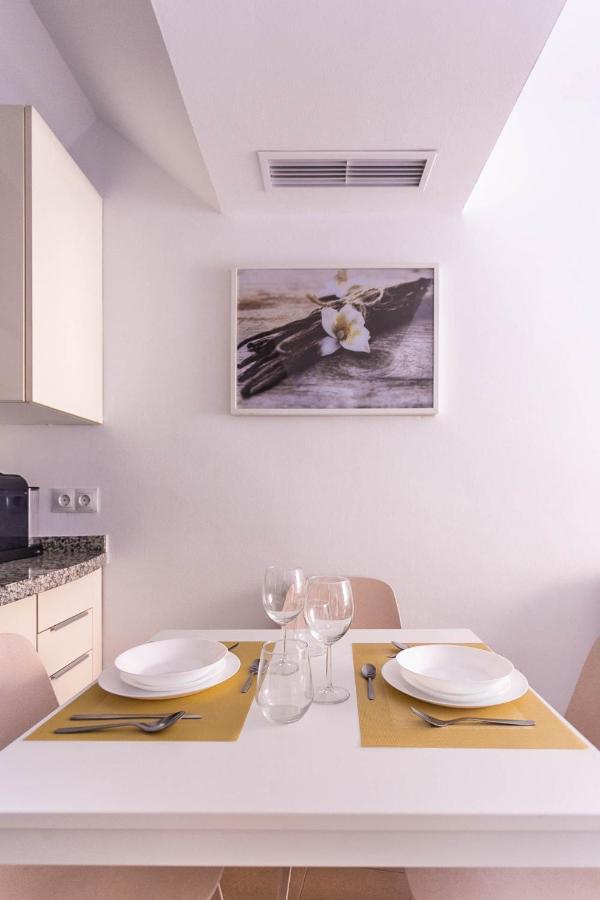 Goyeneta Luxury Suite Seville Exterior photo